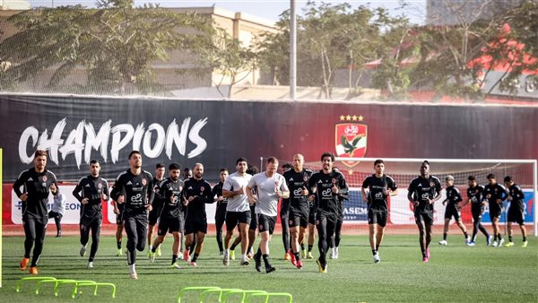 برنامج بدني خاص ينتظر لاعبي الأهلي الدوليين بعد العودة للتدريبات