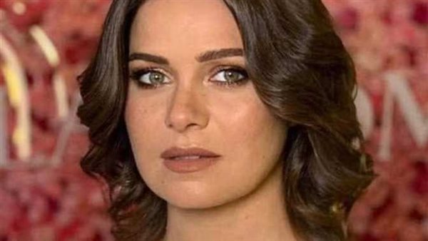 الذكرى الـ22 لفيلم «إسكندرية نيويورك».. محطات في مسيرة يسرا اللوزي بعد بصمة يوسف شاهين