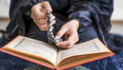 أعظم أبواب السعادة.. فضل الصلاة على النبي يوم الجمعة