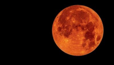 خسوف القمر فجر اليوم.. كيفية صلاته وأبرز الأدعية المستحبة