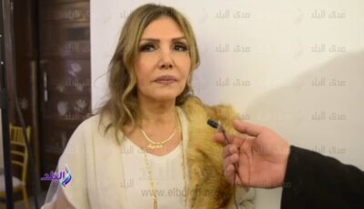 نادية مصطفى تصل نقابة الصحفيين لحضور جلسة صلح طارق الشناوي ومصطفى كامل