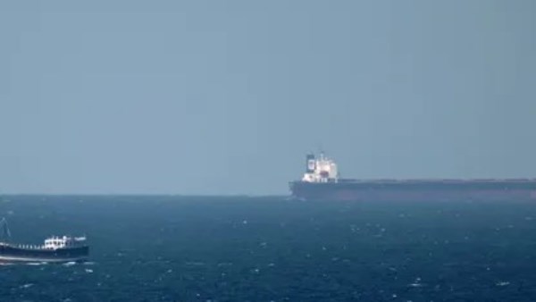 نركز على استمرار حصار إيران وتأمين الملاحة بمضيق هرمز