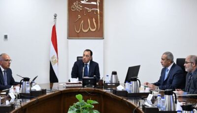 رئيس الوزراء يتابع جهود الدولة لحماية الشواطئ ومخطط استعادة شواطئ الإسكندرية