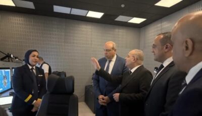 وزير الطيران المدني يتابع التشغيل التجريبي للأنظمة الرادارية الحديثة بمطار القاهرة