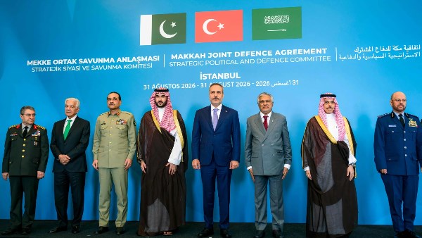 الاتفاق على تسمية “اتفاق مكة للدفاع” بـ “حلف مكة”