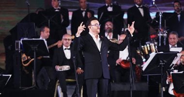 صابر الرباعى يلتقى جمهوره بحفل فى مهرجان مدنين الثقافى بتونس