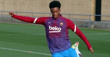 بالدي يطلب الرحيل عن برشلونة بسبب فليك