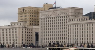 القوات الروسية تسيطر على بلدة زيليونويه فى جمهورية دونيتسك الشعبية