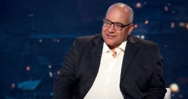 إصابة بيومى فؤاد بالحزام النارى ونقله إلى أحد المستشفيات بالمهندسين