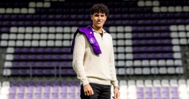 فروسينوني ضد فيورنتينا.. ثلاثية تاريخية تمنح عمر فايد أول انتصار