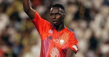 أهلى جدة يجهز إدوارد ميندى لمواجهة الأنوار فى كأس خادم الحرمين