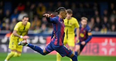 برشلونة ضد رايو فاليكانو.. رافينيا وفيرمين لوبيز يستهدفان إنجاز ميسي