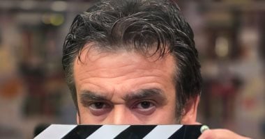 مروان حامد ينتهي من معاينة أماكن تصوير «الفيل الأزرق 3» في إسبانيا