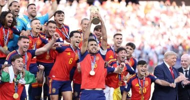 برشلونة يكرم 8 من أبطاله المتوجين مع إسبانيا في حضور كأس العالم