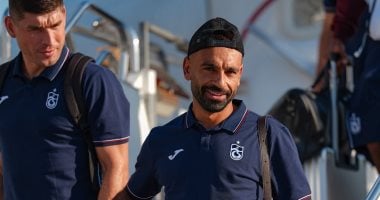 محمد صلاح يحظى باستقبال حافل في إسطنبول قبل لقاء قاسم باشا.. فيديو