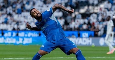 الهلال ضد الفيصلي .. الزعيم يتقدم بثلاثية في الشوط الاول