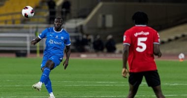 الهلال يفوز على الرائد بهدفين ويتأهل إلى دور الـ16 فى كأس خادم الحرمين