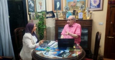 سعيد شيمى يكشف أغرب ما فعله أحمد زكى فى البرىء.. تقمص لدرجة غريبة