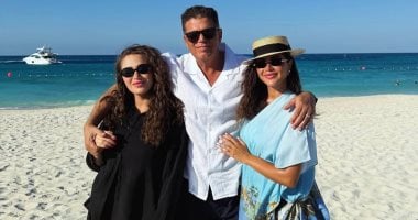 يارا السكرى تشارك متابعيها بصور مع العائلة