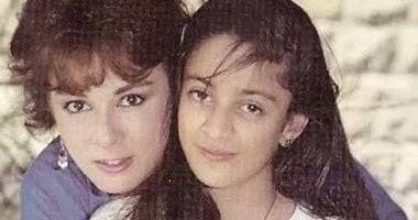 تشييع جنازة ابنة الفنانة نجلاء فتحى من مسجد عمر بن عبد العزيز.. غدا