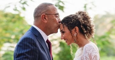 خطوبة المخرجة زينة عبد الباقى على ألكسندر ألن فى حفل عائلى خاص