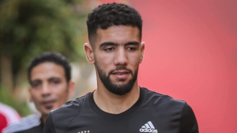 البنك الأهلي يقترب من ضم أحمد قندوسي من لوجانو السويسري