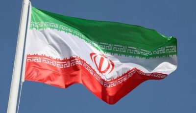 إيران تتهم قطر باحتجاز 3 طيارين منذ 6 أشهر.. وتصعيد جديد في مضيق هرمز