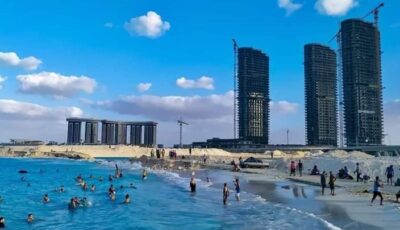 إشغالات كاملة بالساحل الشمالي.. العلمين تتحول إلى وجهة سياحية عالمية