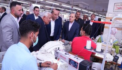 وزير العمل ومحافظ الغربية يتفقدان مصانع المحلة ويتفقان على توفير فرص جديدة للشباب