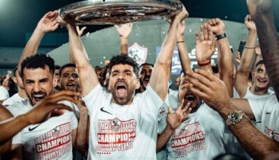 بعد إغراءات الدوري المصري .. عبدالله السعيد يحسم موقفه من الاستمرار في الملاعب