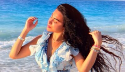 على البحر.. ميريهان حسين تتألق بفستان مبهج