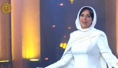 بالحجاب.. هبة مجدي تشدو باغنية دينية أمام الرئيس السيسي