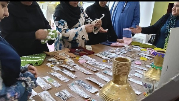 استمرار معارض الحرف التراثية بمراكز الشباب لدعم أصحاب المشروعات
