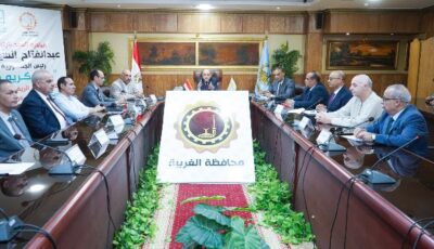 محافظ الغربية يبحث مع قيادات وزارة الزراعة دعم مزارعي ومصنعي الكتان وتذليل تحديات القطاع