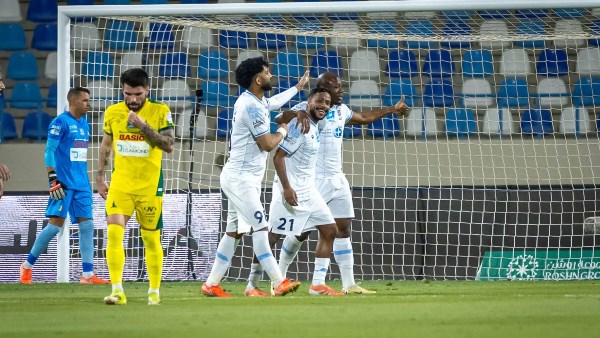 الأخدود يهزم الخليج بثنائية ويتأهل إلى دور الـ16 في كأس الملك