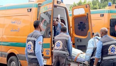 رقصة فوق السلم قلبت فرح الشرقية إلى صرخات.. وهشام موسى يحذر الشباب