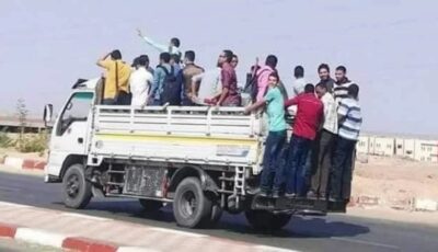 بعد وفاة عشرات المواطنين .. مقترح برلماني بمنع نقل الركاب بـ سيارات الصندوق