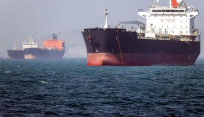 عبور مكثف لناقلات النفط عبر مضيق هرمز رغم استمرار التوترات