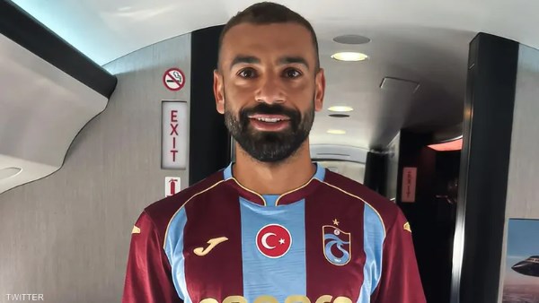محمد صلاح يزاحم ميسي ورونالدو