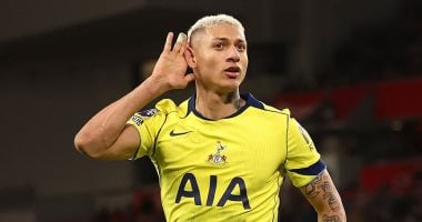 ريتشارليسون يتمم اتفاقه مع طرابزون سبور لمزاملة محمد صلاح وينتظر توتنهام