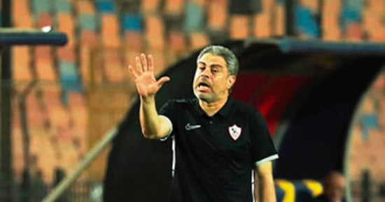معتمد جمال يٌظهر العين الحمراء لحراس مرمى الزمالك