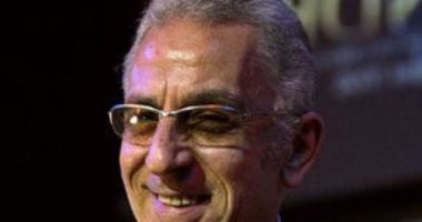 ذكرى رحيل علي عبد الخالق.. مخرج فيلم أغنية على الممر وصانع الكيف والعار