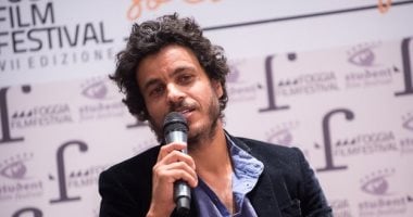 محمد الزواوي لـ اليوم السابع”: تركت بصمتي في مهرجان فينيسيا مخرجًا وممثلاً