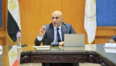 4800 جنيه في الشهر.. ننشر تفاصيل عقود معلمي الحصة فوق سن الـ45