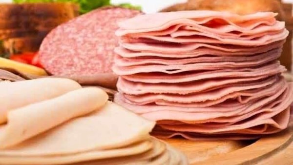 بدون لحم .. طريقة عمل لانشون سريع