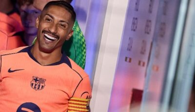 رافينيا أفضل لاعب في العالم حاليًا