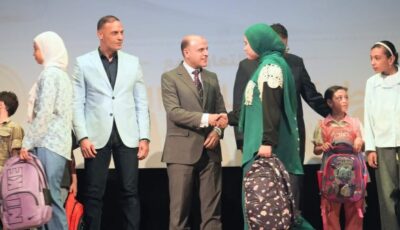 محافظ الغربية يشهد تسليم الحقائب والأدوات والمستلزمات الدراسية للطلاب الأولى بالرعاية