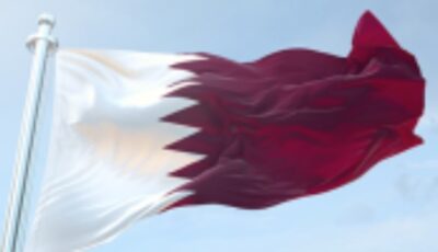 فيتش ترفع قطر من قائمة المراقبة السلبية وتبقي على تصنيفها السيادي عند AA